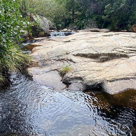 Casa Do Penedo - Um Segredo Na Serra Da Estrela Quintas de Baixo Экстерьер фото